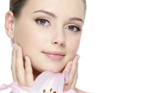 8 أطعمة تحافظ على صفاء البشرة